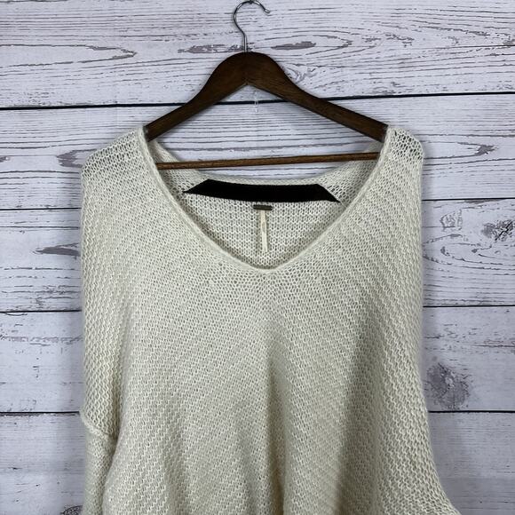 Free People Sweater Womens Large Ivory Boxy Boho Lagenlook Alpaca Chunky Knit - Picture 4 of 13